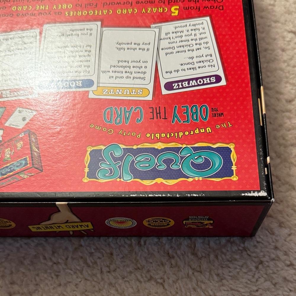 Quelf Party Game - Picture 10 of 12
